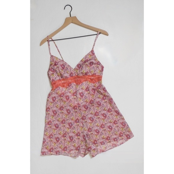 NWT!! Anthropologie FLOREAT Juniper Sleep Romper Floral Lace Paisley Lacey Small - Picture 3 of 15